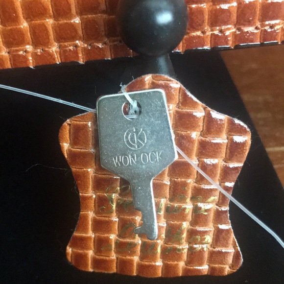 Vintage structured purse - Picture 12 of 14